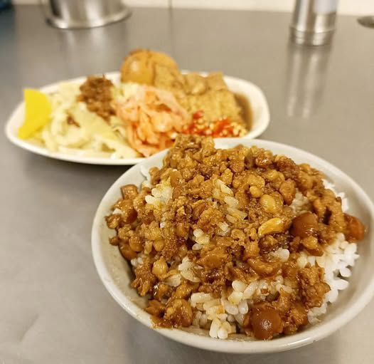 阿金老圓環滷肉飯
