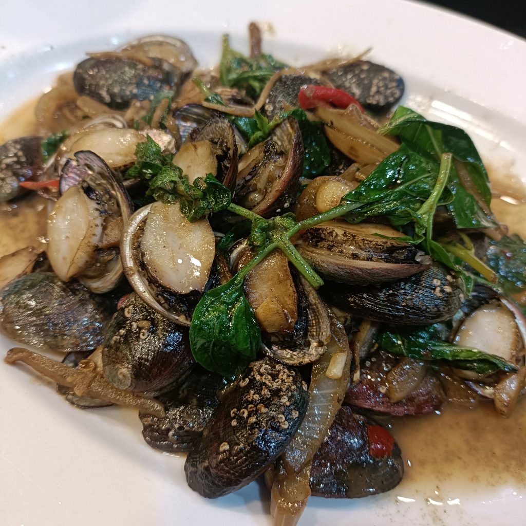 阿隆龜山島現撈海產