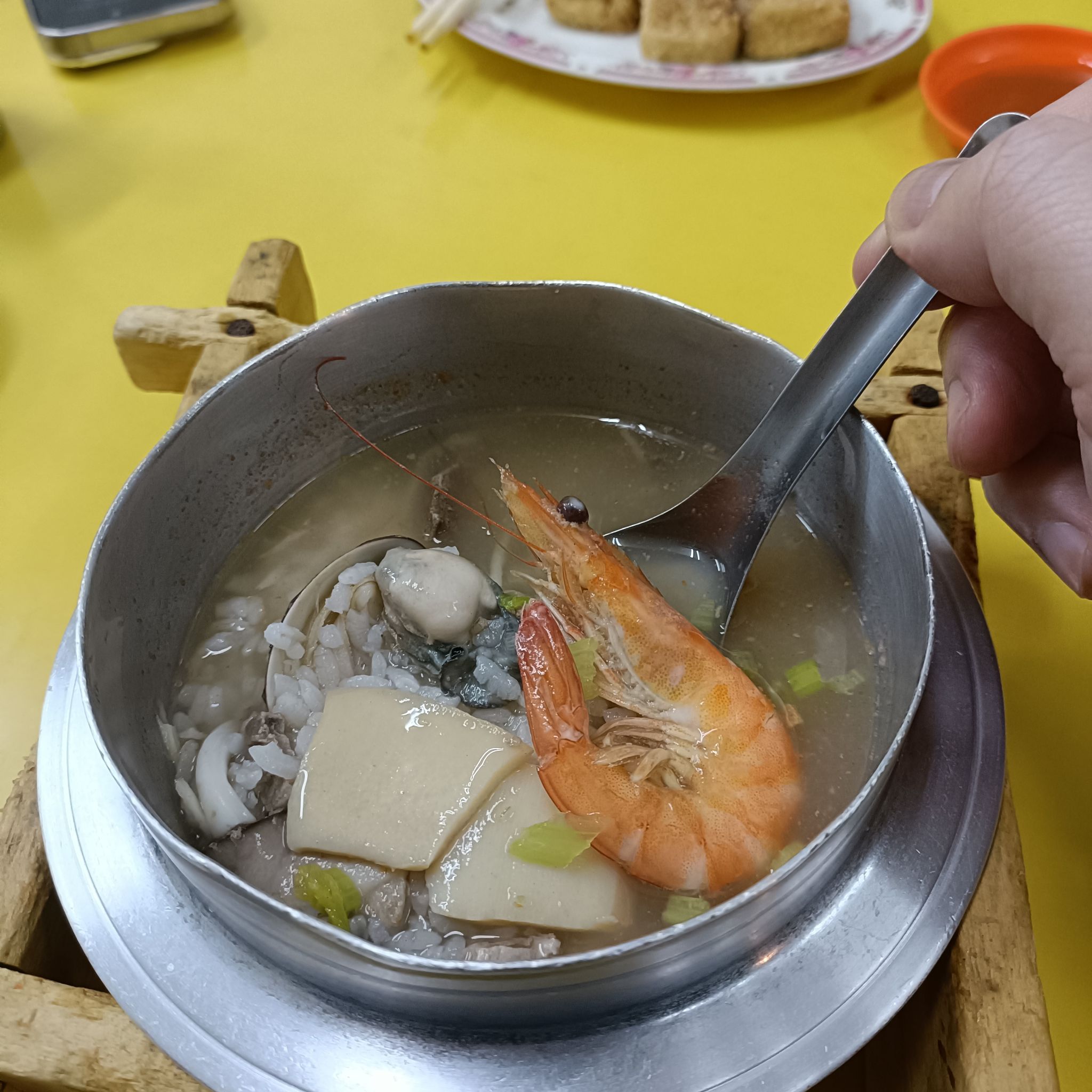 嘉義鮑魚海產粥