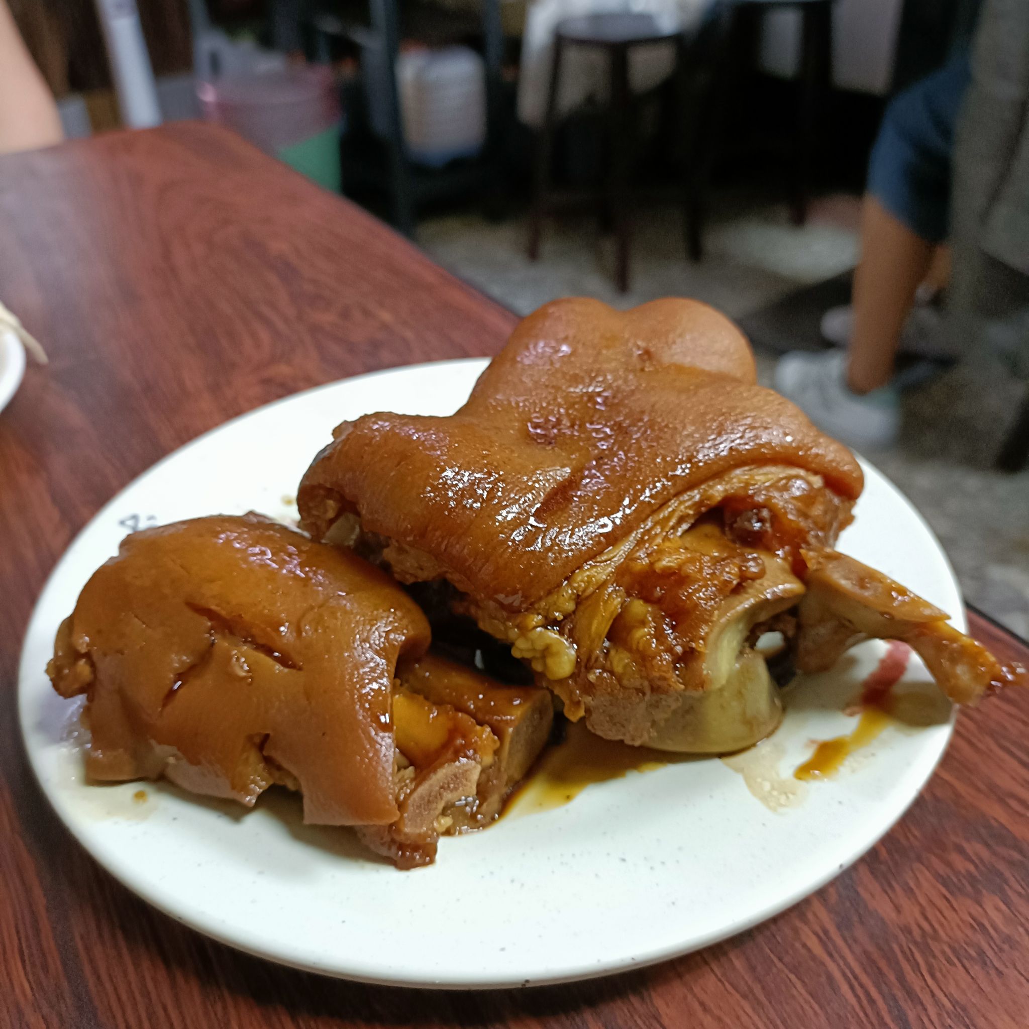 老熊牛肉麵